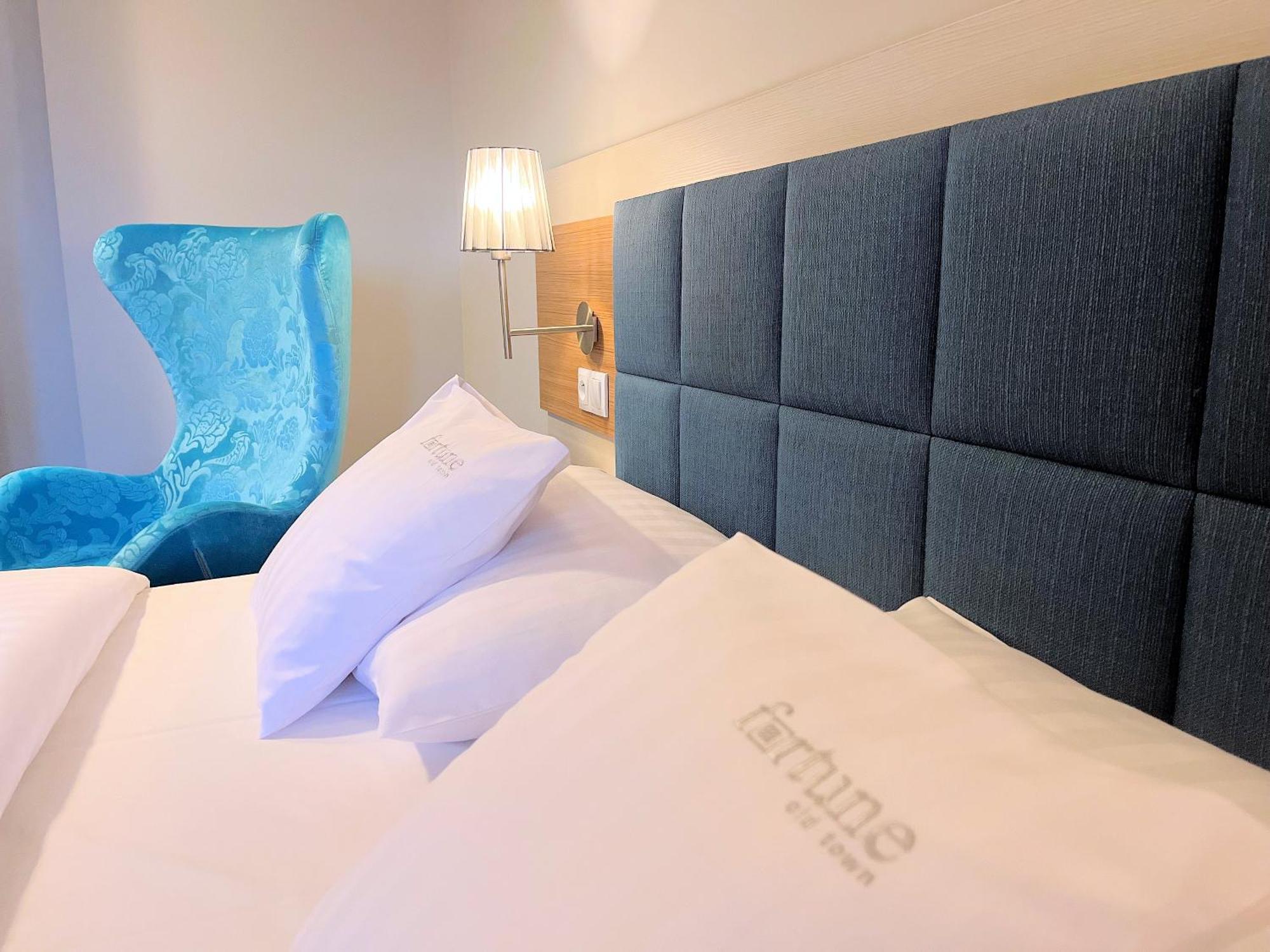 Fortune Old Town Boutique Hotel พอซนาน ภายนอก รูปภาพ