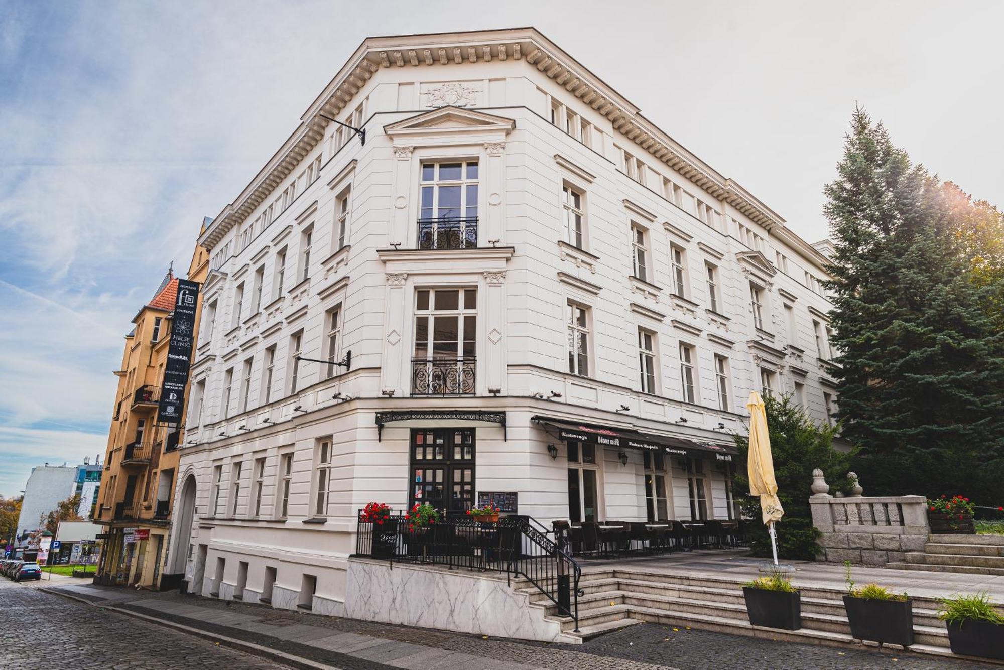 Fortune Old Town Boutique Hotel พอซนาน ภายนอก รูปภาพ