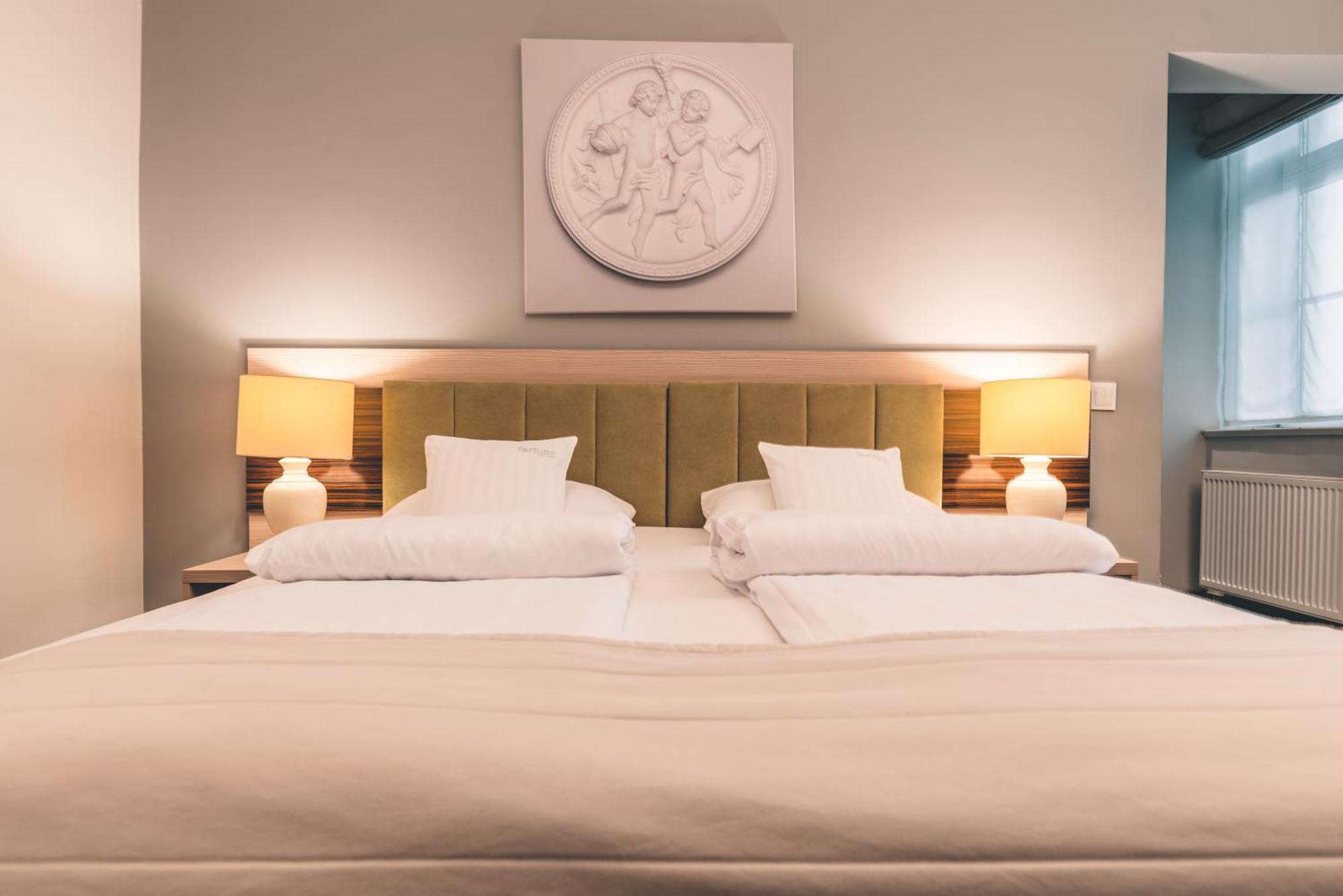 Fortune Old Town Boutique Hotel พอซนาน ภายนอก รูปภาพ