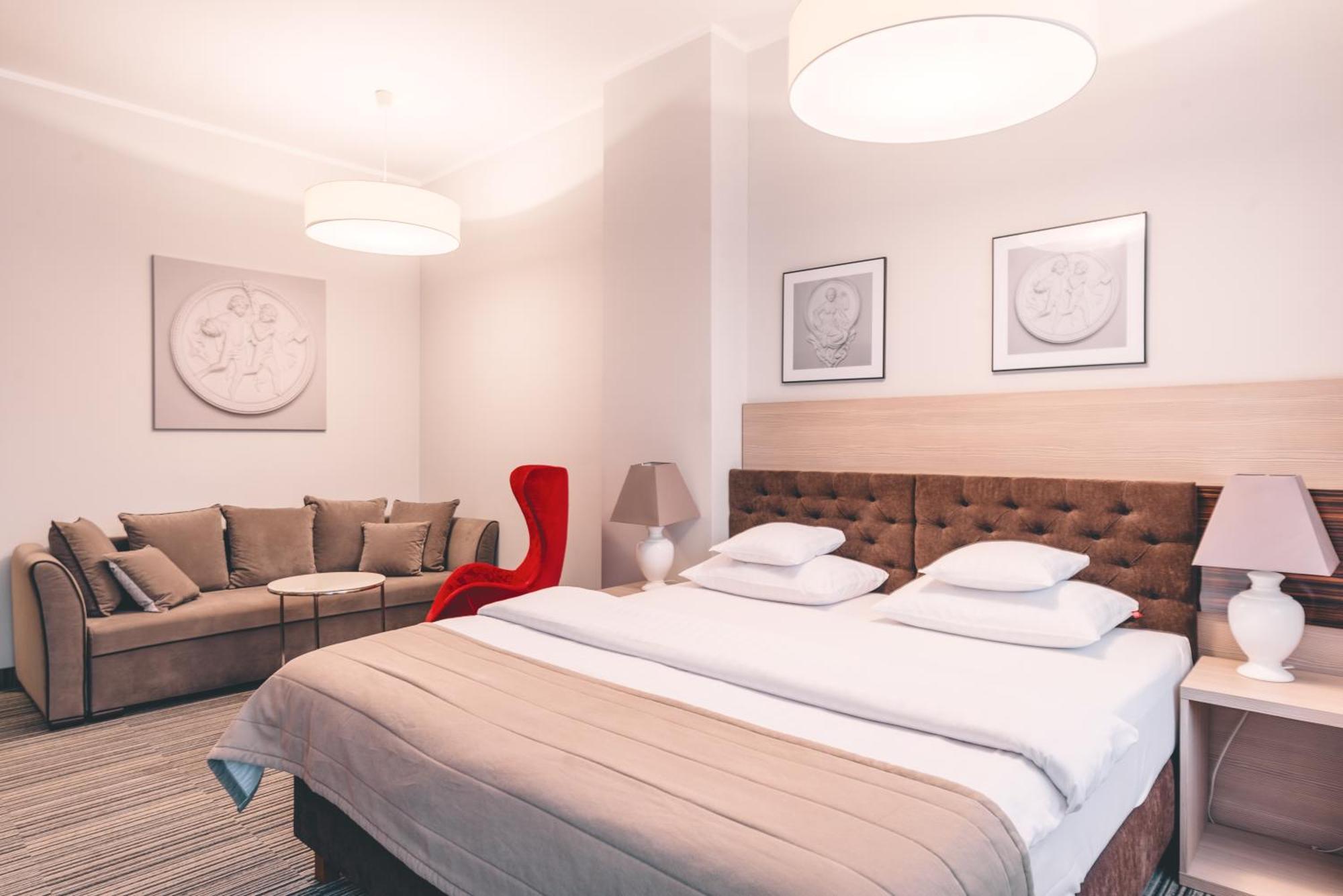 Fortune Old Town Boutique Hotel พอซนาน ภายนอก รูปภาพ